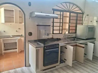 Casa com 3 Quartos para alugar, 250m² no Vila Progresso, Jundiaí