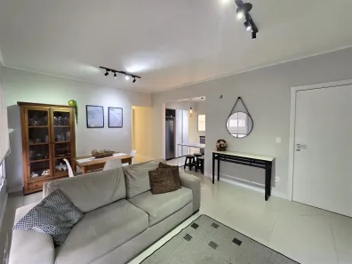 Apartamento com 2 Quartos para alugar, 75m² no Centro, Balneário Camboriú
