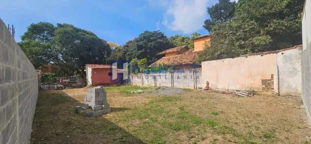 Lote/Terreno à venda, 300m² no Manguinhos, Serra