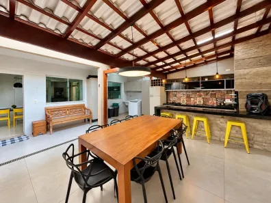 Casa com 3 Quartos à venda, 180m² no Planalto, Belo Horizonte