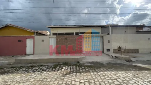 Casa com 4 Quartos à venda, 250m² no Alto do Sumaré, Mossoró