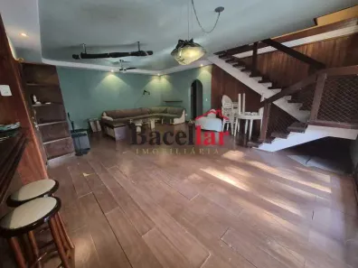 Casa de Condomínio com 4 Quartos à venda, 261m² no Grajaú, Rio de Janeiro
