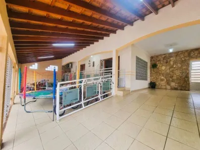 Casa com 3 Quartos à venda, 247m² no Residencial Santa Luiza I, Nova Odessa