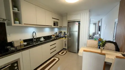 Sobrado com 2 Quartos à venda, 72m² no Vila Nova, Joinville