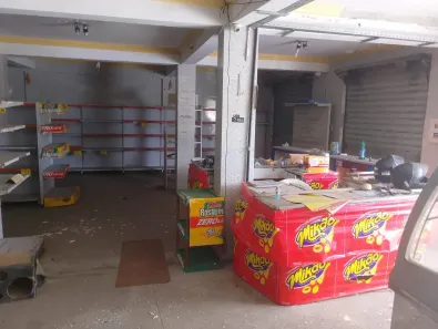 Ponto Comercial para alugar, 550m² no Campo Alegre, Dias d'Ávila