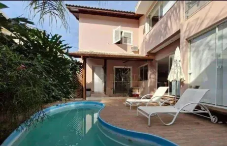 Casa com 4 Quartos à venda, 345m² no João Paulo, Florianópolis