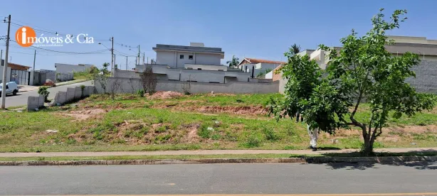 Lote/Terreno à venda, 212m² no Residencial Jardins da Catalunha, Atibaia