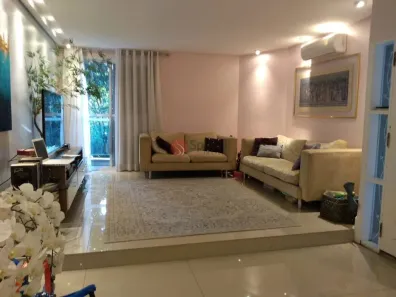 Sobrado com 5 Quartos à venda, 300m² no Sítio da Figueira, São Paulo
