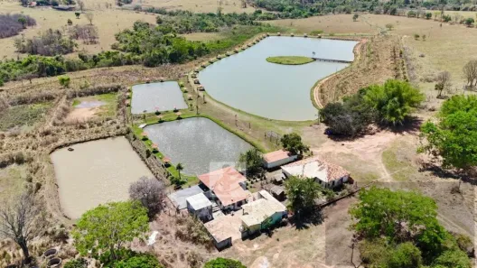 Fazenda/Sítio à venda, 480000m² no Setor Central, Itauçu