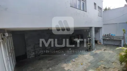 Casa com 4 Quartos à venda, 250m² no Tabajaras, Uberlândia