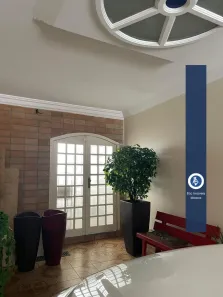Casa com 3 Quartos para venda ou aluguel, 242m² no Tatuapé, São Paulo