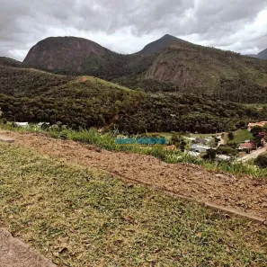 Lote/Terreno à venda, 712m² no Sebastiana, Teresópolis