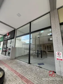 Sala Comercial para alugar, 129m² no Tabuleiro dos Oliveiras, Itapema