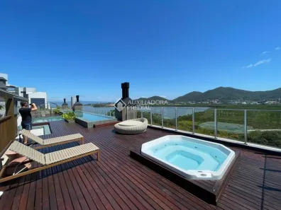 Apartamento com 3 Quartos para alugar, 159m² no João Paulo, Florianópolis