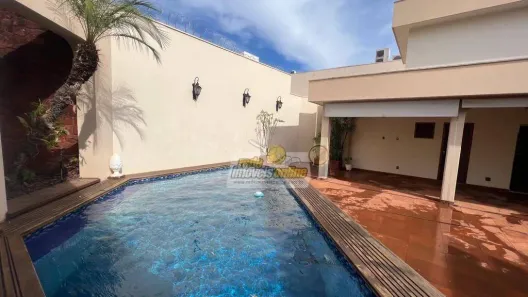 Casa com 4 Quartos à venda, 567m² no Centro, Uberaba