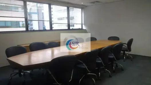 Sala Comercial para alugar, 225m² no Vila Olímpia, São Paulo