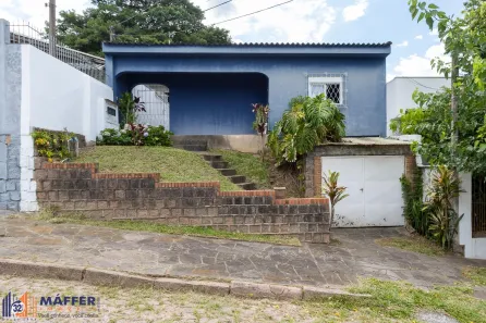 Casa com 4 Quartos à venda, 250m² no Cavalhada, Porto Alegre