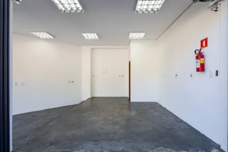 Ponto Comercial para alugar, 32m² no Jardim São Ricardo, São Paulo