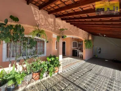 Casa com 5 Quartos à venda, 201m² no Jardim Tamoio, Jundiaí