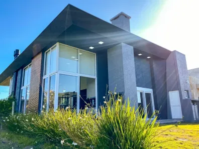 Casa de Condomínio com 4 Quartos à venda, 187m² no Capão Ilhas Resort, Capão da Canoa