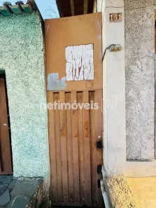 Casa com 1 Quarto para alugar, 30m² no Jardim das Oliveiras, Contagem