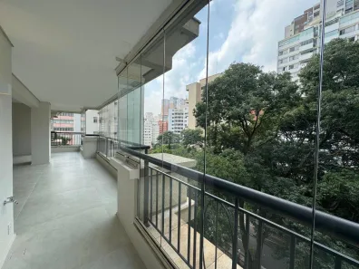 Apartamento com 4 Quartos à venda, 230m² no Vila Uberabinha, São Paulo