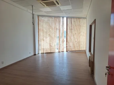 Ponto Comercial para alugar, 111m² no Jardim Afife, Campinas