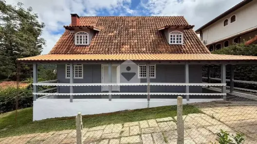 Casa com 4 Quartos à venda, 240m² no Itaipava, Petrópolis