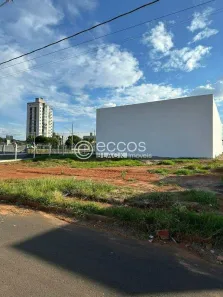 Lote/Terreno à venda, 500m² no Aclimação, Uberlândia