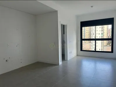 Apartamento com 1 Quarto à venda, 31m² no Centro, Florianópolis