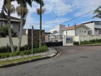 Casa de Condomínio com 4 Quartos à venda, 203m² no Bairro Alto, Curitiba