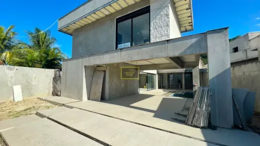 Casa com 4 Quartos à venda, 248m² no Martim de Sá, Caraguatatuba