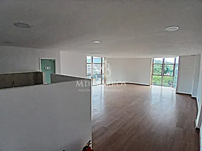 Sala Comercial para alugar, 56m² no Bangu, Rio de Janeiro