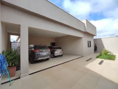 Casa com 3 Quartos à venda, 264m² no Setor Jardim Marista, Trindade