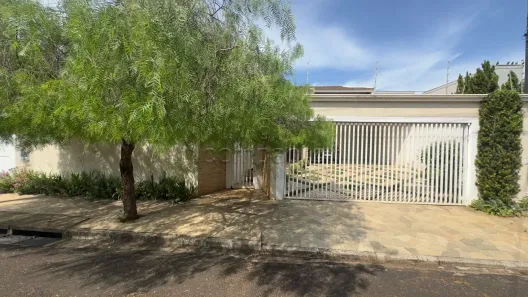 Casa com 3 Quartos à venda, 240m² no Jardim Tarraf II, São José do Rio Preto