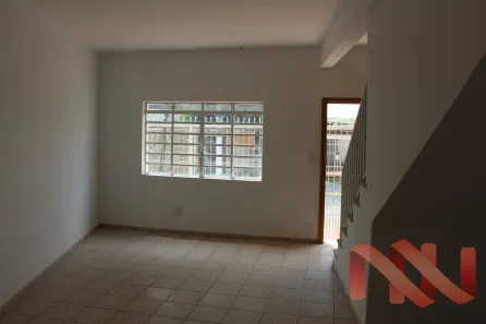 Casa com 2 Quartos para alugar, 80m² no Jardim Leonor Mendes de Barros, São Paulo