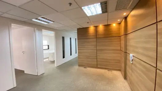 Sala Comercial para alugar, 140m² no Vila Olímpia, São Paulo