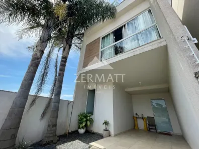 Sobrado com 3 Quartos à venda, 110m² no Santa Terezinha, Gaspar