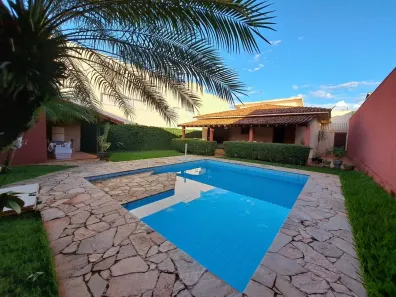 Casa com 3 Quartos à venda, 214m² no Jardim Redentor, São José do Rio Preto