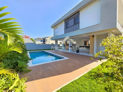 Casa de Condomínio com 4 Quartos à venda, 315m² no Jacuhy, Serra