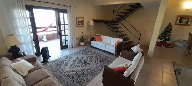 Casa com 4 Quartos à venda, 221m² no Itaipu, Niterói