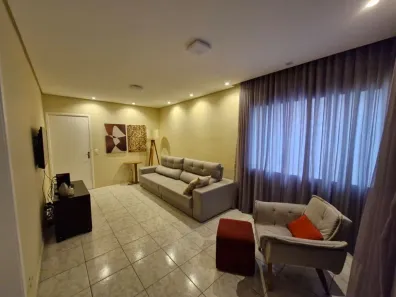 Casa com 3 Quartos à venda, 330m² no Jardim Guayana, Taboão da Serra