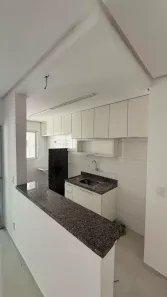 Apartamento com 3 Quartos para alugar, 68m² no Ilhotas, Teresina