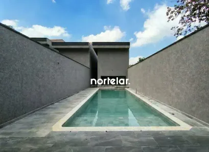 Sobrado com 3 Quartos à venda, 180m² no Chácara Jaraguá, São Paulo
