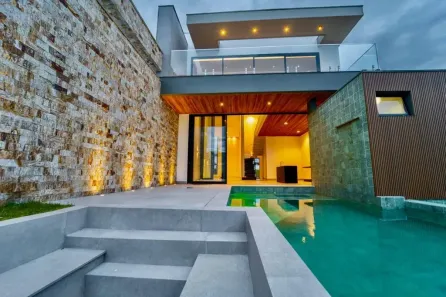 Casa de Condomínio com 4 Quartos à venda, 466m² no Jardim Sul, Uberlândia
