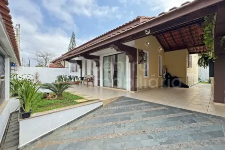 Casa com 3 Quartos à venda, 112m² no , Peruíbe
