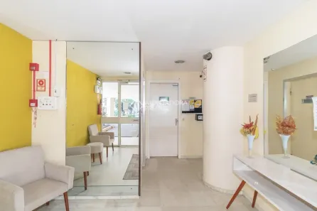 Apartamento com 1 Quarto para alugar, 43m² no Azenha, Porto Alegre