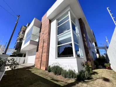 Casa com 3 Quartos à venda, 420m² no Interlagos, Caxias do Sul