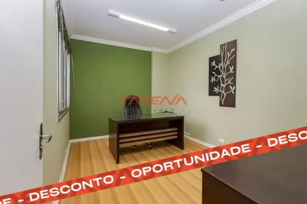 Sala Comercial à venda, 28m² no Centro, Curitiba