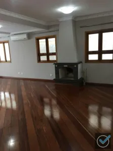 Casa de Condomínio com 4 Quartos para venda ou aluguel, 303m² no Alphaville, Santana de Parnaíba